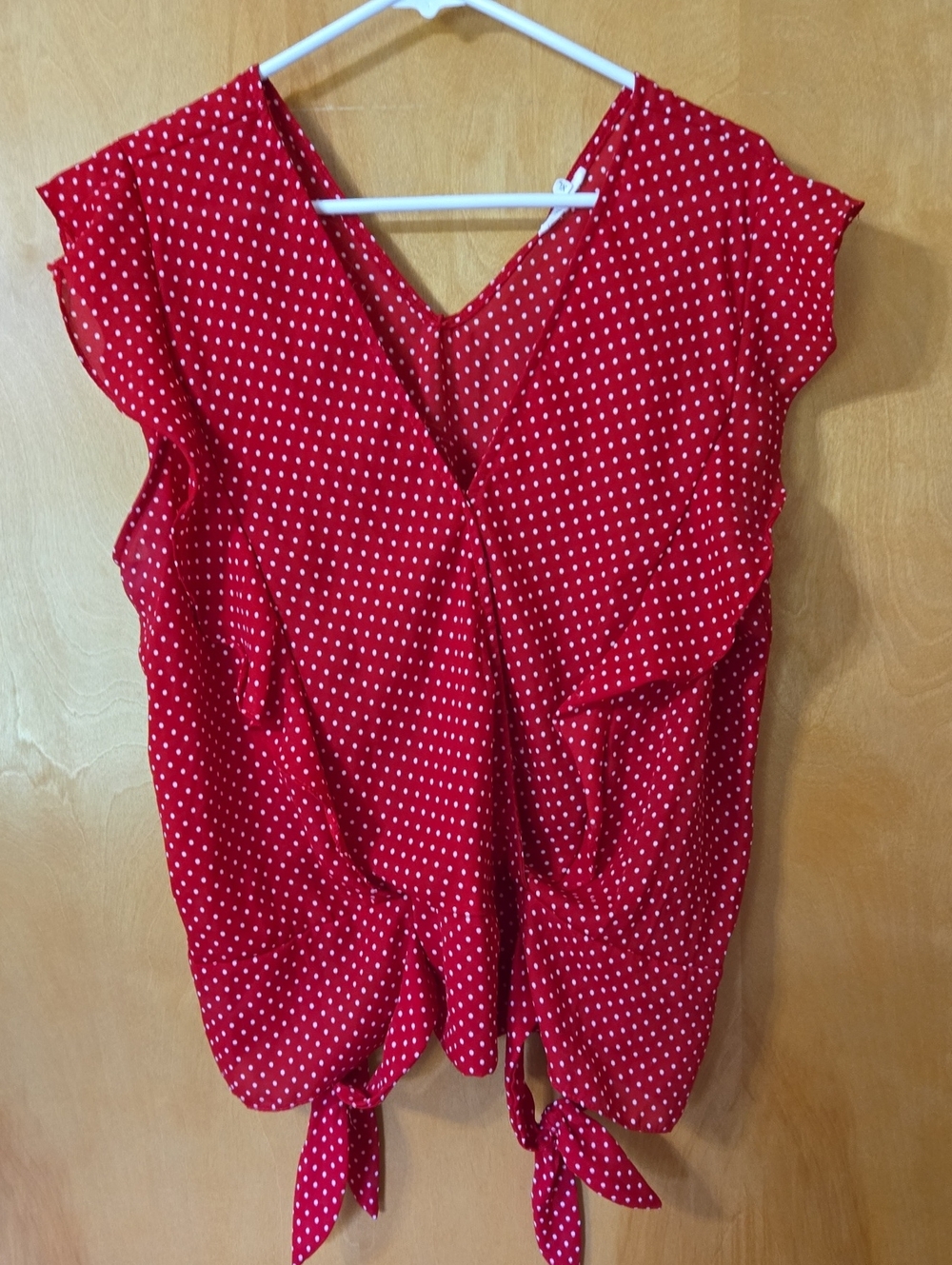 Women’s Red Polka Dot Tie-Hem V-Neck Top Great For Fourth Of July